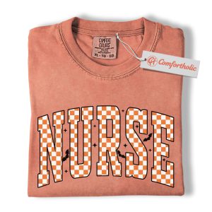Halloween Nurse Shirt, Cute Checkered Letter RN T-Shirt, Fall Spooky Season Graphic Tee, Healthcare Workers Comfort Colors Shirt