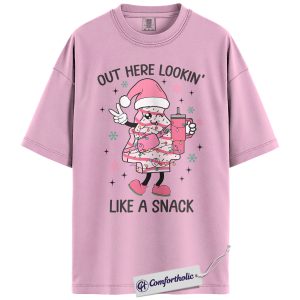 Out Here Lookin’ Like a Snack Shirt, Funny Christmas Donut T-Shirt, Cute Holiday Dessert Graphic Tee, Sweet Food Lover Gift, Christmas Comfort Colors Shirt