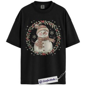 Snowman Christmas Shirt, Cute Winter Snowman Wreath T-Shirt, Festive Holiday Graphic Tee for Women, Cozy Christmas Gift Idea, Christmas Comfort Colors Shirt