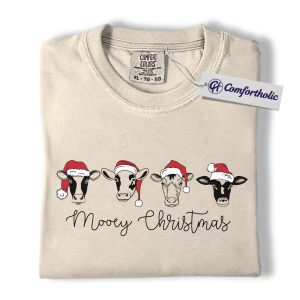 Mooey Christmas Cow Shirt, Funny Farm Animal Holiday T-Shirt, Cute Santa Cow Graphic Tee, Country Christmas Gift for Women, Christmas Comfort Colors Shirt