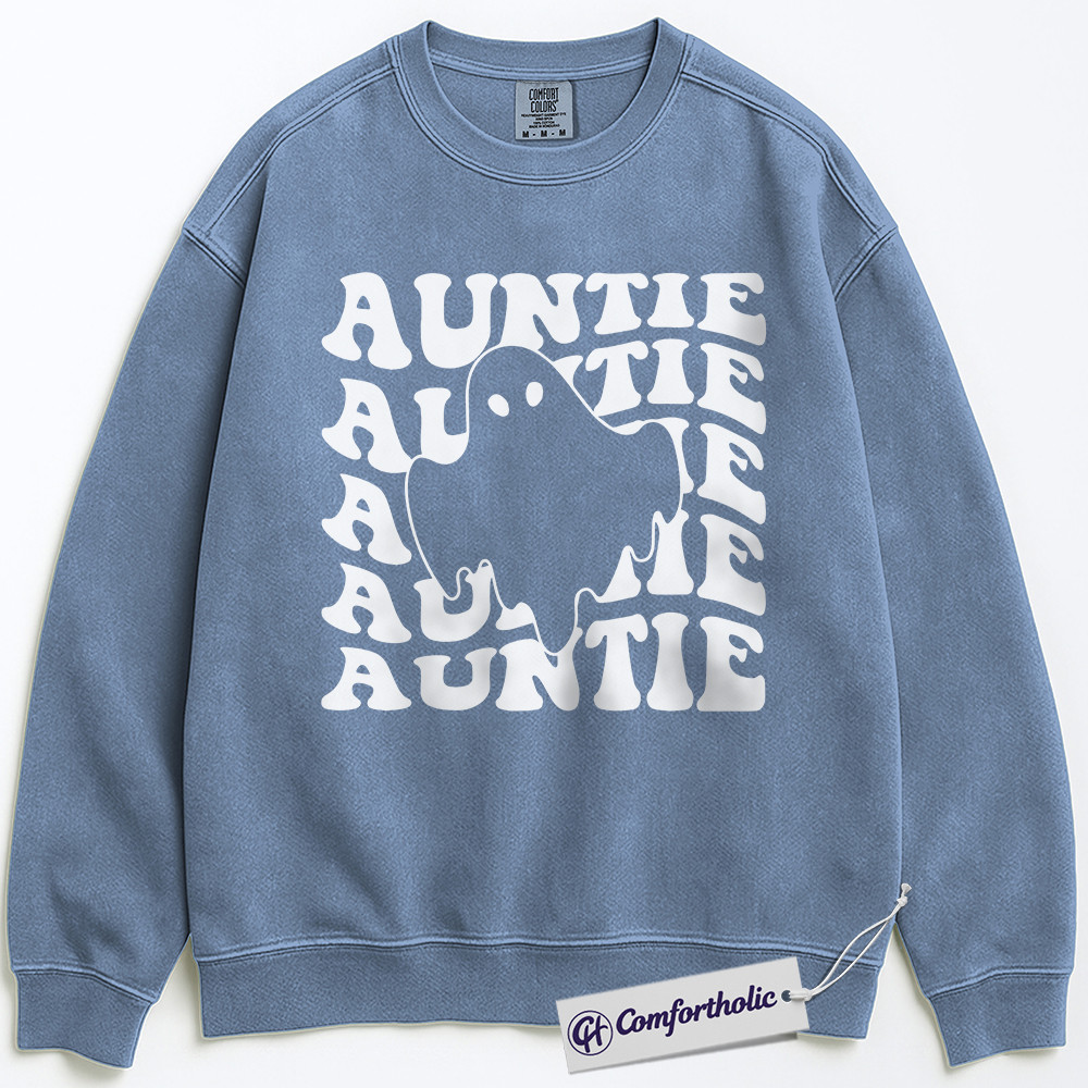 Spooky Auntie Sweatshirt, Cute Ghost Aunt Crewneck, Retro Halloween Pullover, Fun Fall Gift for Aunts, Comfort Colors Sweatshirt - Image 5