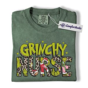 Grinchy Nurse Shirt, Funny Christmas Nurse T-Shirt, Grinch Themed Medical Worker Graphic Tee, Holiday Gift for Nurses, Christmas Comfort Colors Shirt