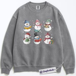 Christmas Bookworm Sweatshirt, Cute Snowman Reading Pullover, Winter Literary Graphic Sweatshirt, Holiday Gift for Teachers and Readers, Christmas Comfort Colors Sweatshirt