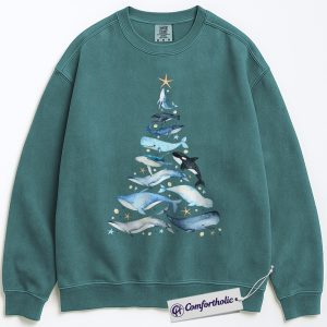 Whale Christmas Tree Sweatshirt, Ocean Lover Holiday Sweatshirt, Marine Animal Graphic Sweatshirt, Sea Life Christmas Gift for Nature Lovers, Christmas Comfort Colors Sweatshirt