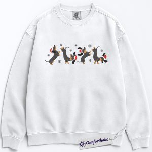 Dachshund Christmas Sweatshirt, Cute Sausage Dog Holiday Pullover, Festive Santa Hat Dog Lover Graphic Sweatshirt, Funny Pet Christmas Gift for Women, Christmas Comfort Colors Sweatshirt
