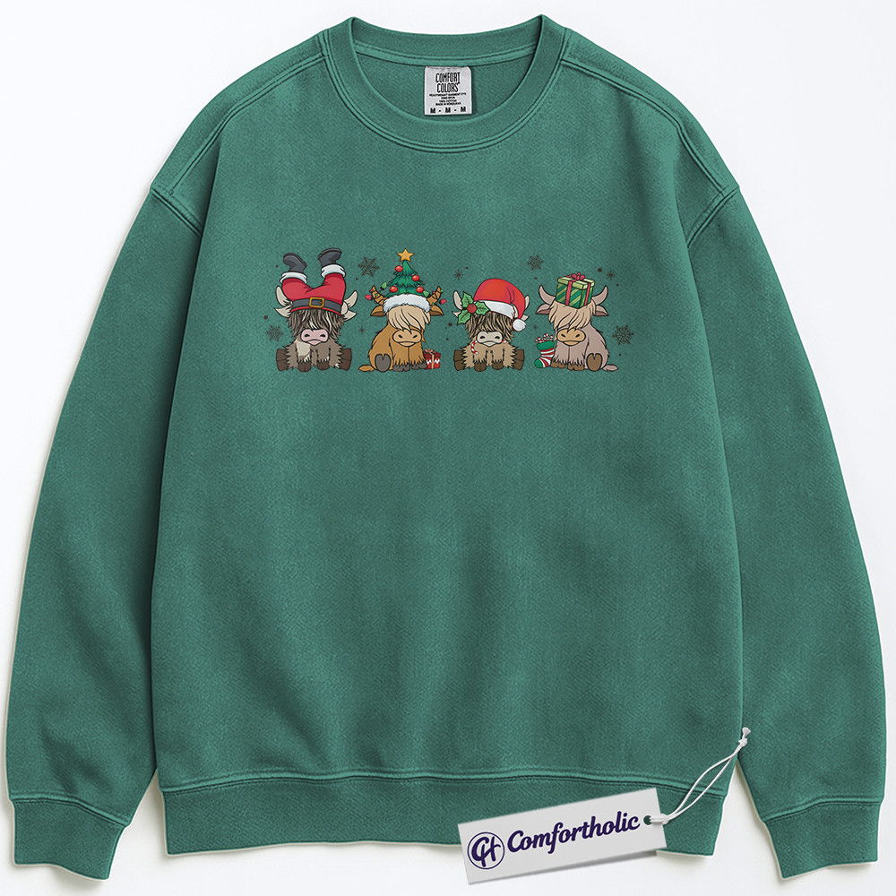 Highland Cow Christmas Sweatshirt, Cute Holiday Cow Pullover, Funny Santa Hat Graphic Sweatshirt, Farm Animal Winter Gift, Christmas Comfort Colors Sweatshirt - Image 4