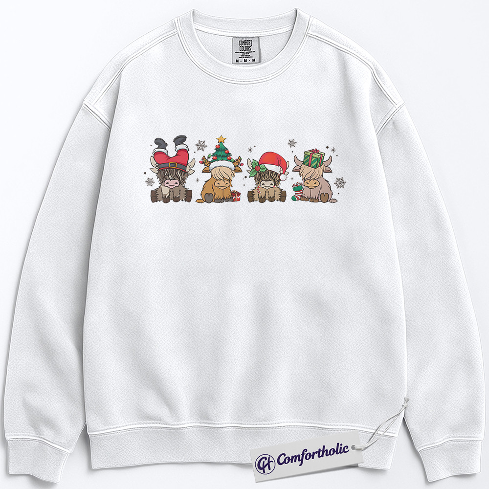 Highland Cow Christmas Sweatshirt, Cute Holiday Cow Pullover, Funny Santa Hat Graphic Sweatshirt, Farm Animal Winter Gift, Christmas Comfort Colors Sweatshirt