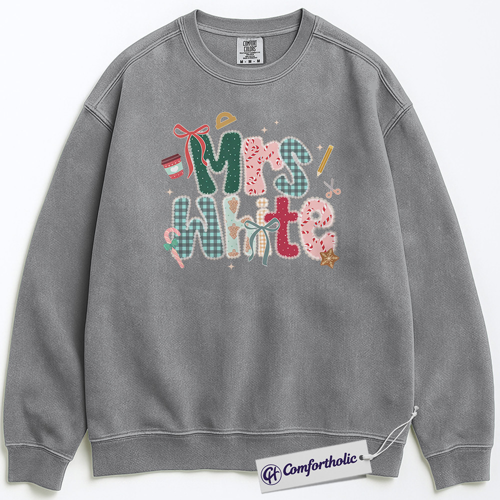 Personalized Teacher Christmas Sweatshirt, Custom Name Patchwork Holiday Pullover, Cute Classroom Graphic Crewneck, Festive Gift for Educators, Christmas Comfort Colors Sweatshirt - Image 2
