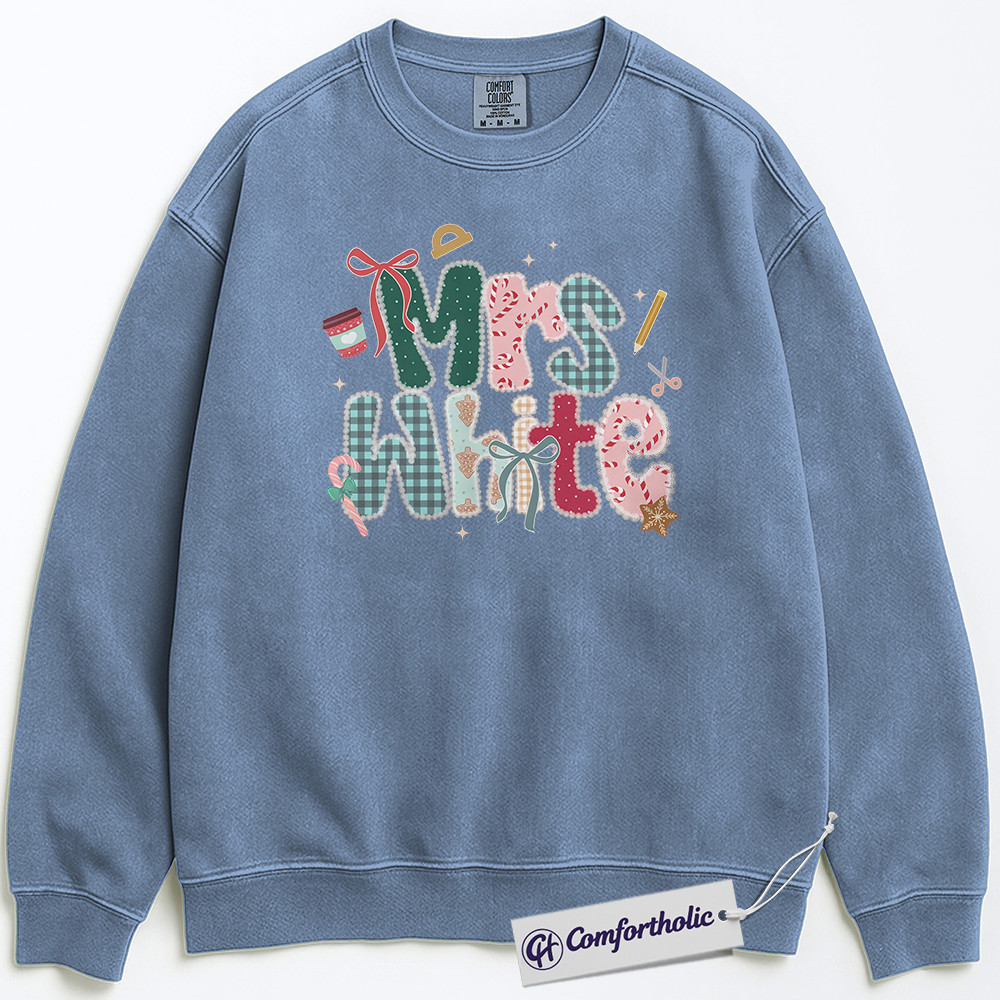 Personalized Teacher Christmas Sweatshirt, Custom Name Patchwork Holiday Pullover, Cute Classroom Graphic Crewneck, Festive Gift for Educators, Christmas Comfort Colors Sweatshirt - Image 5