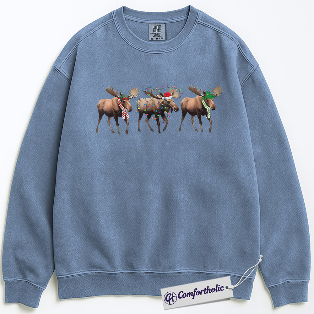 Funny Moose Christmas Sweatshirt, Cute Holiday Animal Pullover, Festive Lights and Santa Hat Graphic Crewneck, Christmas Gift for Animal Lovers, Christmas Comfort Colors Sweatshirt - Image 5