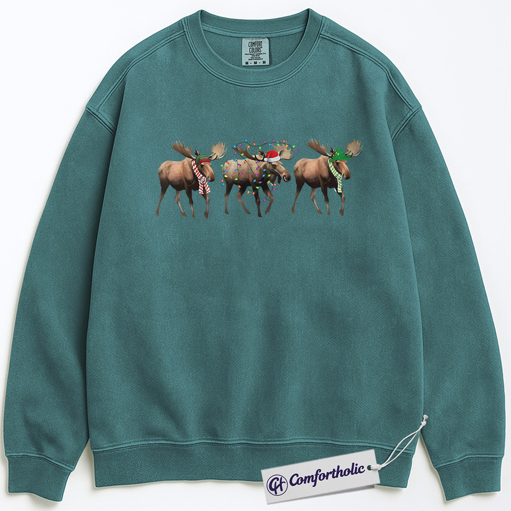Funny Moose Christmas Sweatshirt, Cute Holiday Animal Pullover, Festive Lights and Santa Hat Graphic Crewneck, Christmas Gift for Animal Lovers, Christmas Comfort Colors Sweatshirt - Image 7