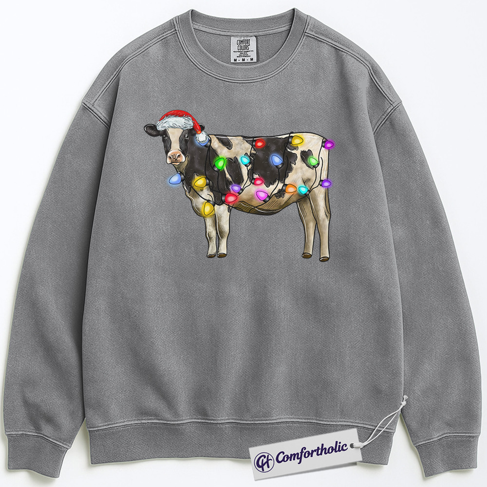 Cow Christmas Sweatshirt, Funny Farm Animal Holiday Pullover, Cute Cow Lover Graphic Crewneck, Christmas Gift for Farmers and Animal Lovers, Christmas Comfort Colors Sweatshirt - Image 3