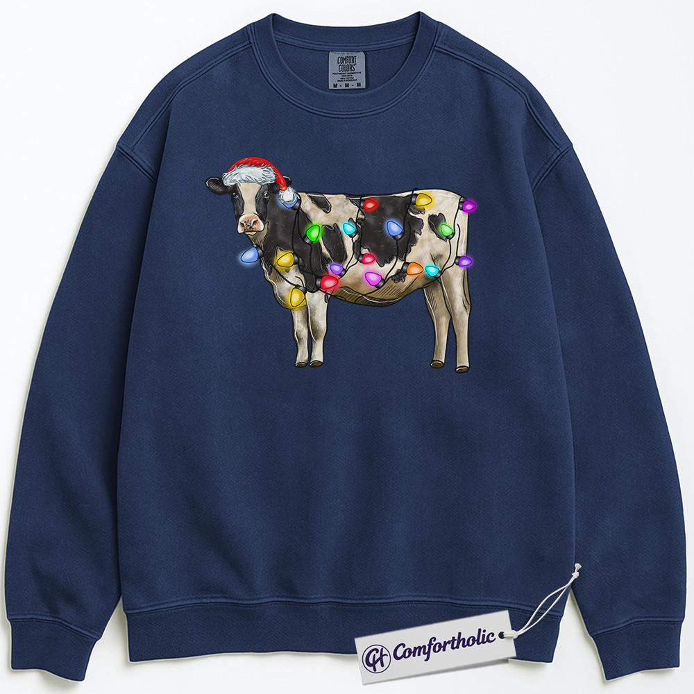 Cow Christmas Sweatshirt, Funny Farm Animal Holiday Pullover, Cute Cow Lover Graphic Crewneck, Christmas Gift for Farmers and Animal Lovers, Christmas Comfort Colors Sweatshirt - Image 5