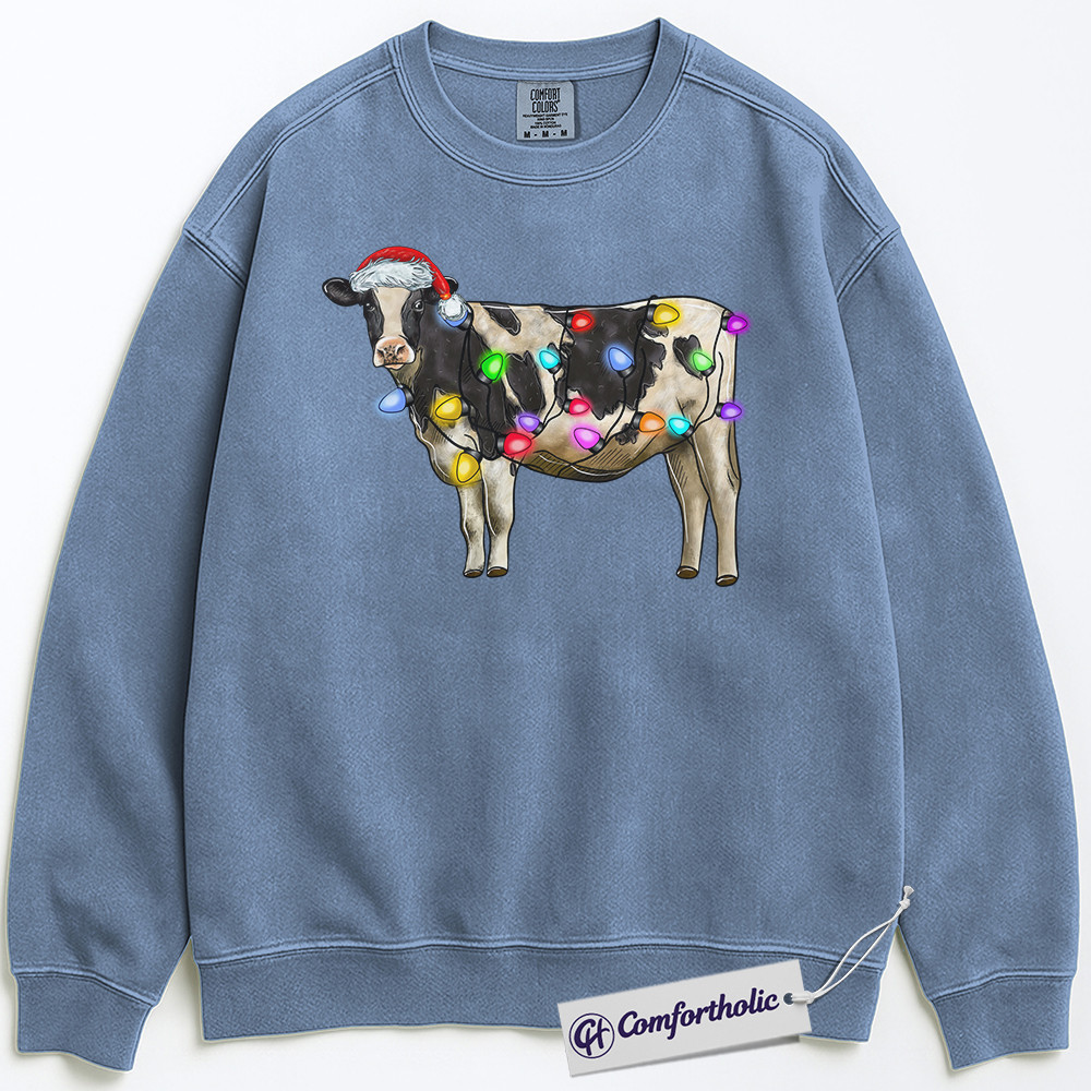 Cow Christmas Sweatshirt, Funny Farm Animal Holiday Pullover, Cute Cow Lover Graphic Crewneck, Christmas Gift for Farmers and Animal Lovers, Christmas Comfort Colors Sweatshirt - Image 6