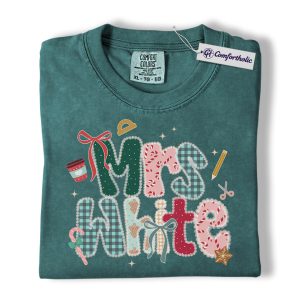 Personalized Teacher Christmas Shirt, Custom Name Patchwork Holiday T-Shirt, Cute Classroom Graphic Tee, Festive Gift for Educators, Christmas Comfort Colors Shirt