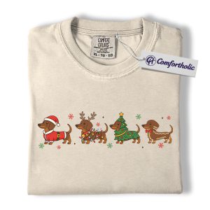 Dachshund Christmas Shirt, Funny Wiener Dog Holiday T-Shirt, Cute Sausage Dog Xmas Graphic Tee for Pet Lovers, Festive Dog Mom Gift, Christmas Comfort Colors Shirt