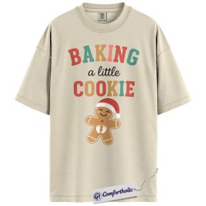 Baking a Little Cookie Shirt, Cute Christmas Pregnancy Announcement T-Shirt, Gingerbread Baby Feet Holiday Graphic Tee, Expecting Mom Gift for Winter, Christmas Comfort Colors Shirt