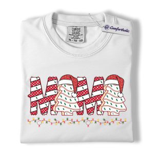 Mama Christmas Shirt, Christmas Mom T-Shirt, Cute Holiday Tree Typography Graphic Tee, Festive Christmas Gift for Moms, Christmas Comfort Colors Shirt