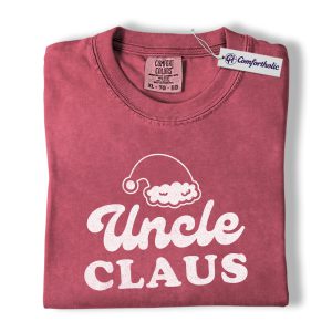 Uncle Claus Shirt, Uncle Christmas T-Shirt, Minimal Santa Hat Holiday Typography Graphic Tee, Funny Christmas Gift for Uncles, Christmas Comfort Colors Shirt