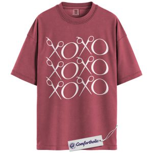 XOXO Scissors Shirt, Hairstylist T-Shirt, Salon Aesthetic Graphic Tee, Cute Gift for Hairdressers, Comfort Colors Shirt