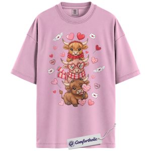 Highland Cow Valentine Shirt, Cute Farm Animal Graphic Tee, Cartoon Cow Lover T-Shirt, Sweet Valentine’s Day Gift for Farm Girls, Comfort Colors Shirt