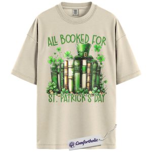 St Patrick’s Day Book Shirt, Funny Shamrock Books Graphic Tee, Librarian Reading T-Shirt, St Patricks Day Gift for Book Lovers, Comfort Colors Shirt