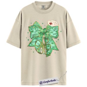 Lucky Nurse Bow Shirt, St Patrick’s Day Shamrock Graphic Tee, Nurse St Paddy’s Day T-Shirt, Funny Gift for Nurses & RNs, Comfort Colors Shirt