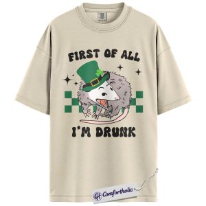 St Patrick’s Day Possum Shirt, Funny Leprechaun Graphic Tee, Drunk Humor T-Shirt, St Paddy’s Day Party Gift for Animal Lovers, Comfort Colors Shirt