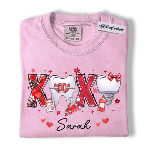 XOXO Dental Hygienist Shirt, Valentine Dentist Graphic Tee, Tooth Braces Dental Lover T-Shirt, Gift for Hygienists & Dental Assistants, Comfort Colors Shirt