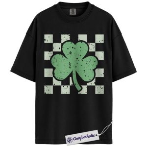 St Patrick’s Day Shirt, Vintage Shamrock Checkered Graphic Tee, Irish Clover T-Shirt for Women, St Patty’s Day Gift, Comfort Colors Shirt