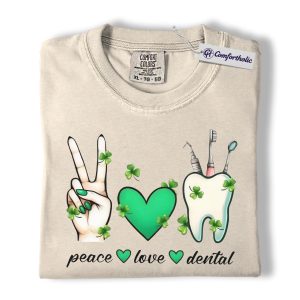 Dental Team Shirt, Peace Love Dental Shamrock Graphic Tee, St. Patrick’s Day T-Shirt for Dentist, Hygienist & Dental Assistant, Funny Clinic Gift, Comfort Colors Shirt