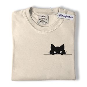 Black Cat Shirt, Cute Peeking Kitty Graphic Tee, Minimal Cat Mom T-Shirt, Gift for Cat Lovers, Comfort Colors Shirt