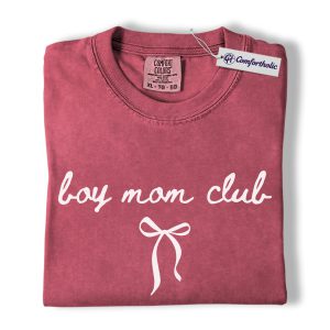 Boy Mom Shirt, Boy Mom Club Script Bow Graphic Tee, Cute Mom T-Shirt, Mother’s Day Gift for Boy Moms, Comfort Colors Shirt