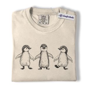 Cute Penguin Trio Shirt, Minimal Line Art Graphic Tee, Penguin Lover Winter T-Shirt, Cozy Gift for Animal Lovers, Comfort Colors Shirt
