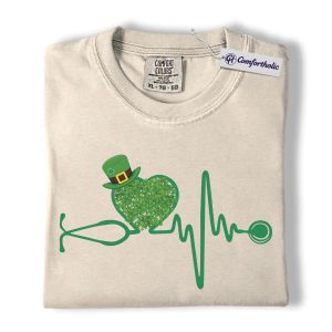 St Patrick’s Day Nurse Shirt, Shamrock Stethoscope Heartbeat Graphic Tee, Lucky Nurse RN LPN CNA T-Shirt, St Paddy’s Day Gift for Nurses, Comfort Colors Shirt