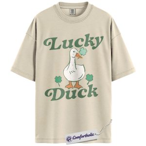 St Patrick’s Day Lucky Duck Shirt, Vintage Shamrock Farm Animal Graphic Tee, Funny Duck T-Shirt, St Paddy’s Day Gift for Duck Lovers, Comfort Colors Shirt
